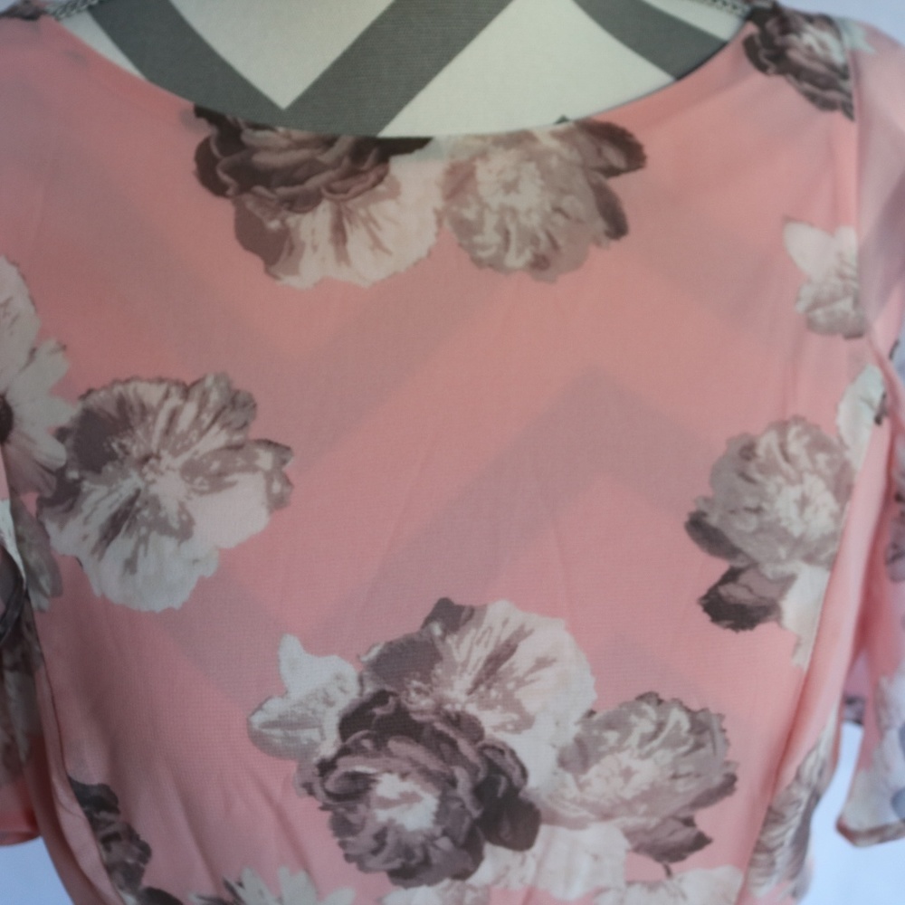 Jessica Howard Pink Flutter Sleeve Dress